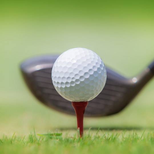 Golf en Corse, détente et plaisir entre mer et montagne corse